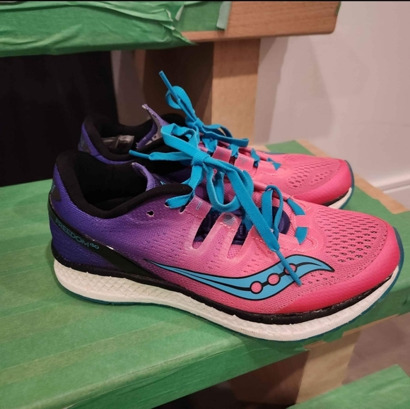 Saucony freedom iso running shoes - Picture 2 of 5